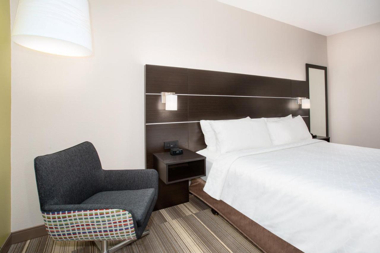 Holiday Inn Express & Suites Lincoln City By Ihg Номер фото