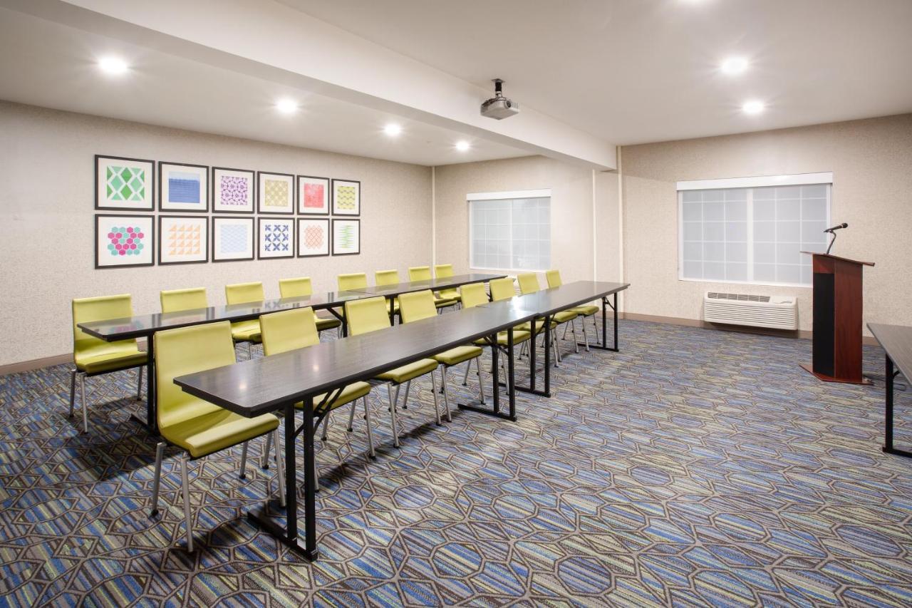 Holiday Inn Express & Suites Lincoln City By Ihg Экстерьер фото